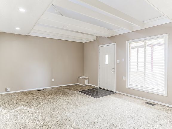 3rd image of 5072 Dimson Dr N