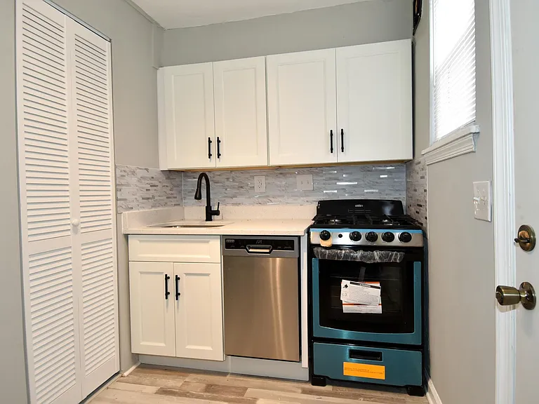 8208 Bellefonte Ln #5 — Photo 4