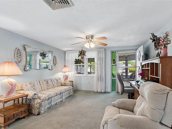 5th image of 5810 Friedly Ave