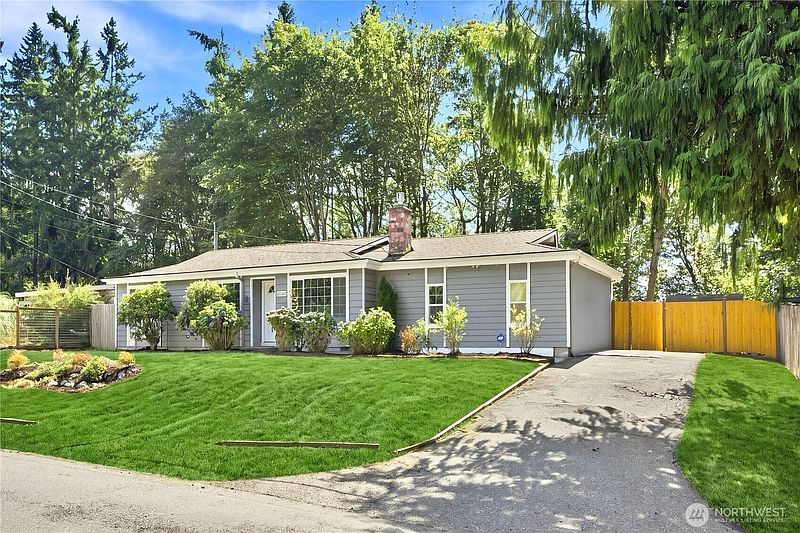 2nd image of 21205 NE 60th Place