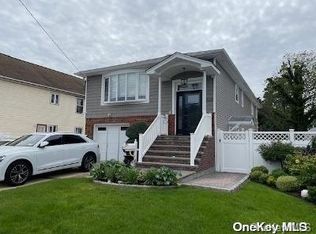 340 Doherty Ave, Elmont, NY 11003