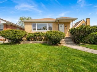 5265 W Devon Ave, Chicago, IL 60646