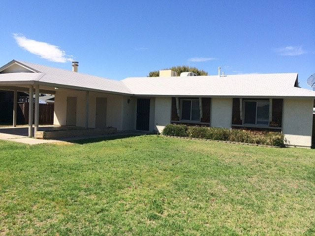 2nd image of 4926 W Vista Ave