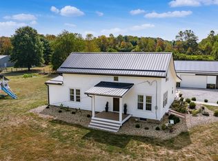 1827 Dutch Ln NW, Newark, OH 43055