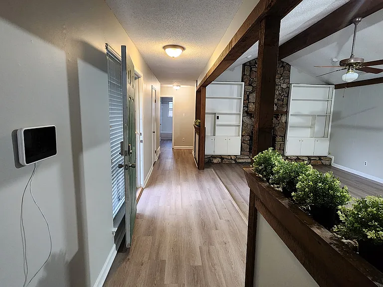 8220 Timber Hill Trl — Photo 3
