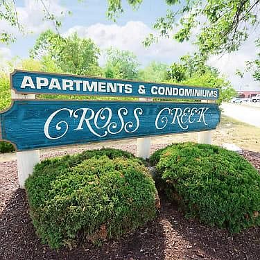 3rd image of 1217 Mangrove Ln APT 11
