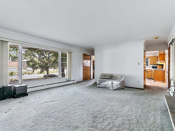 4th image of 9626 W Shore Dr