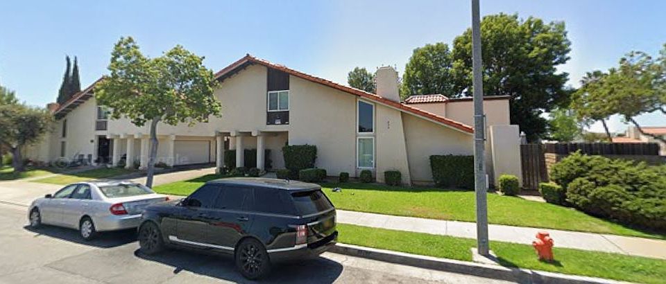 1st image of 820 N Kathleen Ln