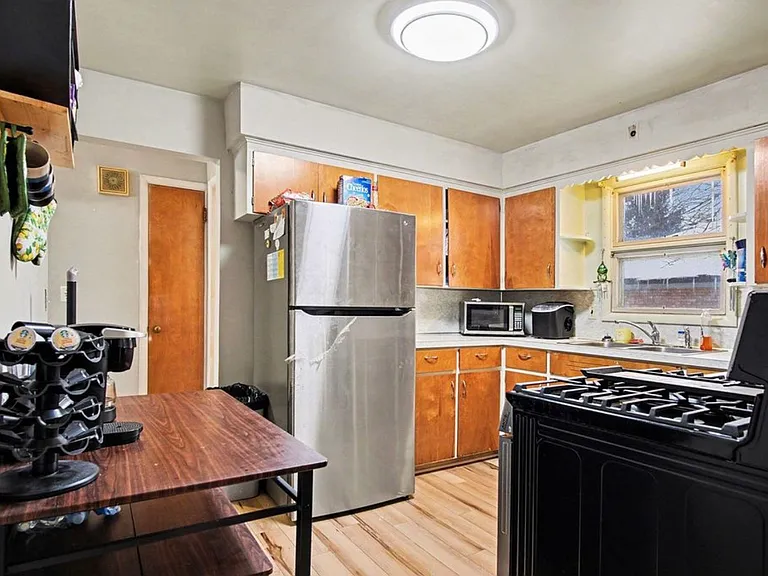 1759 Cambridge Dr SE — Photo 8