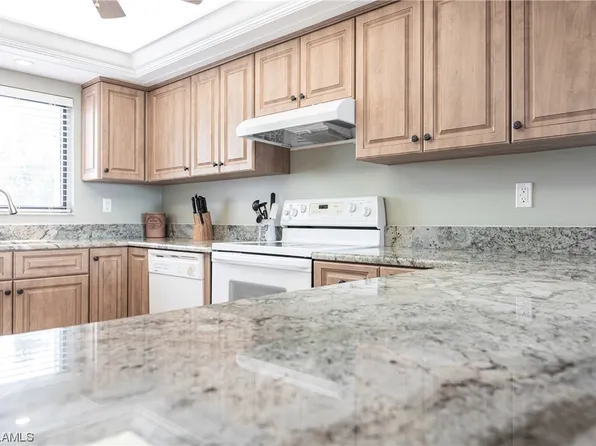 4200 Steamboat Bnd APT 401, Fort Myers, FL 33919