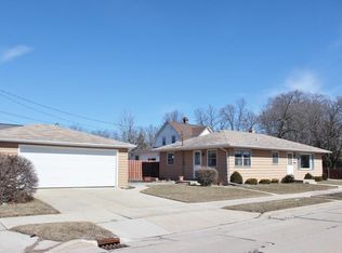 800 South St, Racine, WI 53402