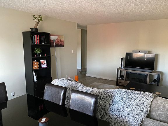 4th image of 10617 75th Ave NW #0