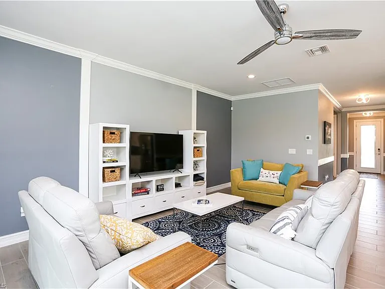 16579 Crescent Beach Way — Photo 24