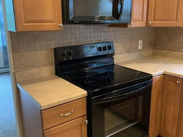 218 Township Line Rd #1, Jenkintown, PA 19046