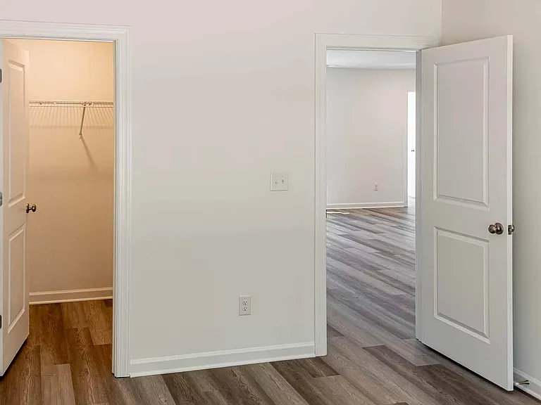 3318 Pepperpike Ct — Photo 23