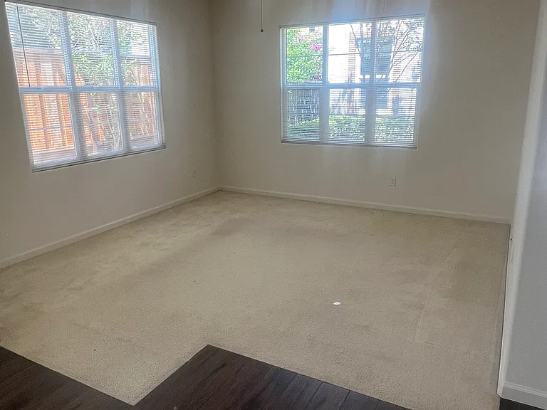 2017 Tarragon Rose Ct — Photo 4