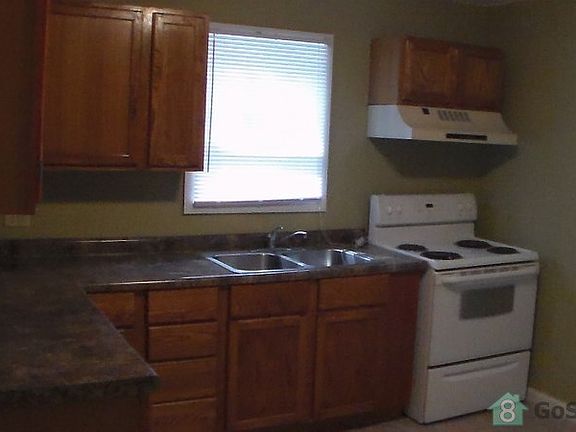 4th image of 4208 E Michigan St