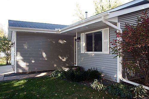 2nd image of 4216 Valley Forge Pl