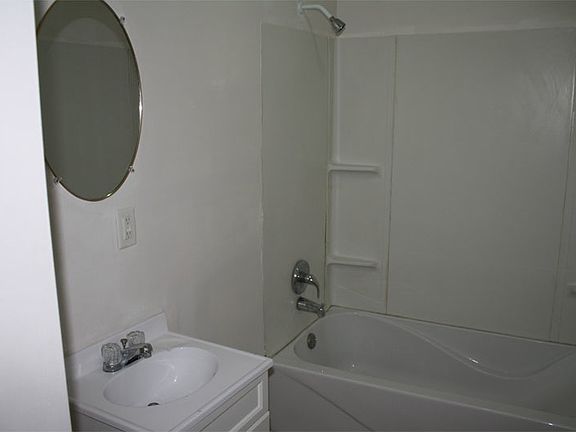 4th image of 3723 Yellow Poplar Ct