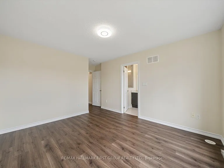 3 Westbury Way — Photo 12
