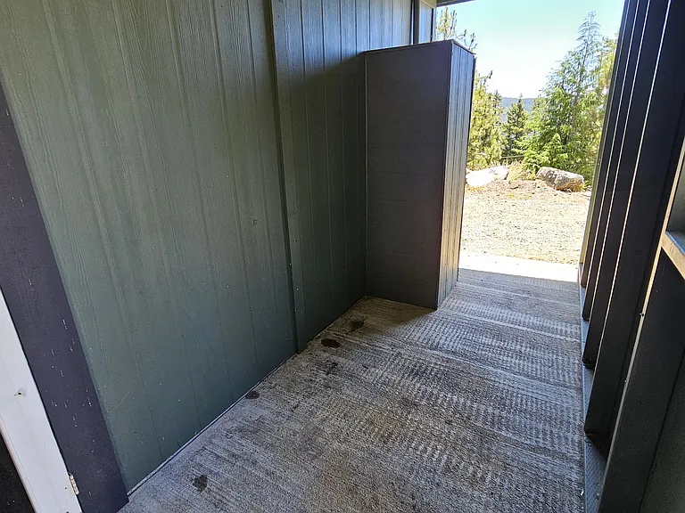 Front porch area