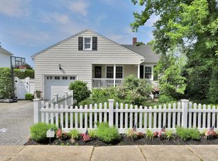 708 Ocean Rd, Spring Lake, NJ 07762