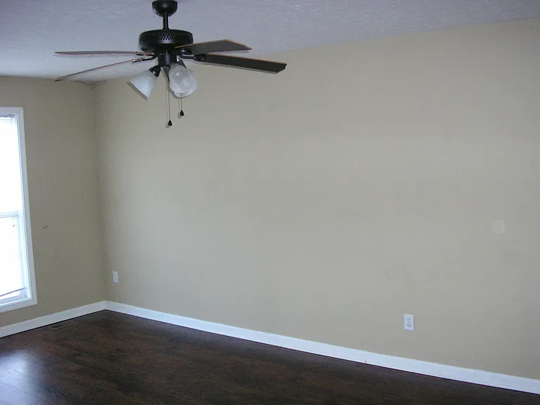 210 Crow Ave #B — Photo 14