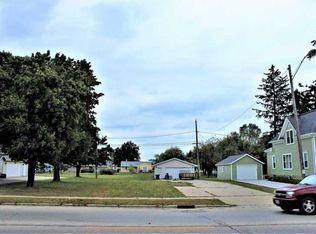 227 E Main St, Hortonville, WI 54944