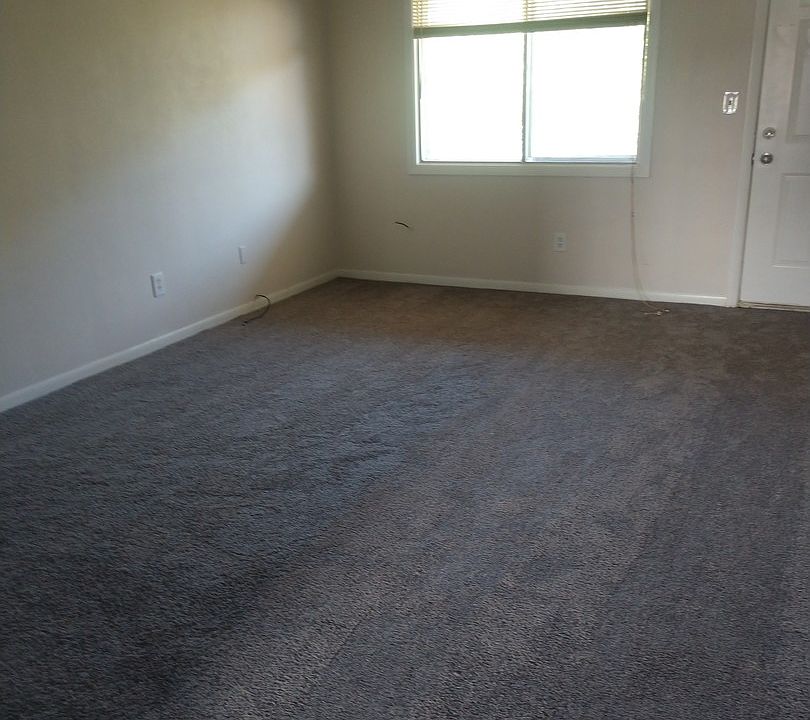 2nd image of 2301 20th St APT 3B