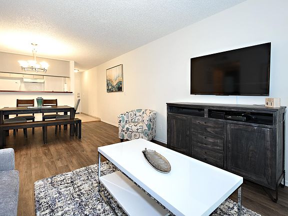 5th image of 3600 Bagley Ave APT 204