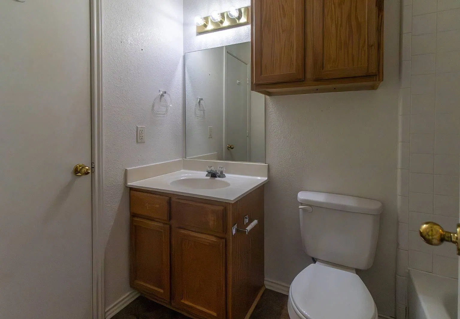 2 bed, 1.0 bath, 795 sqft, $650 — Photo 4