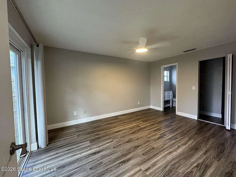 1583 White Cap Way — Photo 17