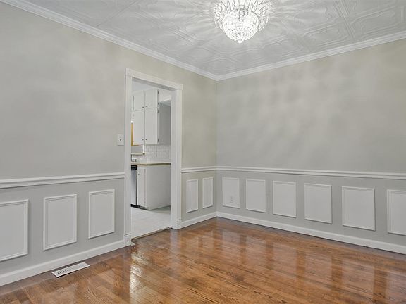 5th image of 2170 S Terrace Dr