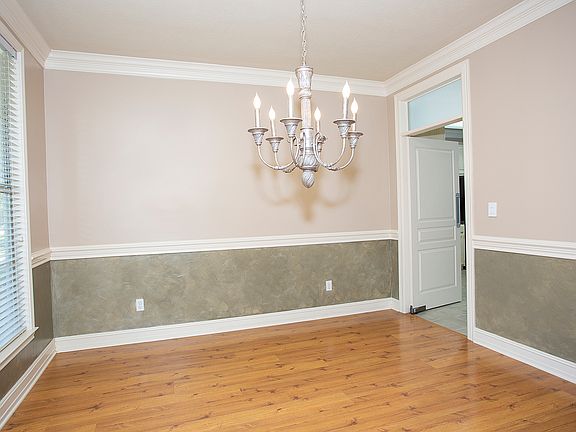 4th image of 2260 Turningleaf Dr