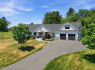 5 Honeybird Run, Southwick, MA 01077