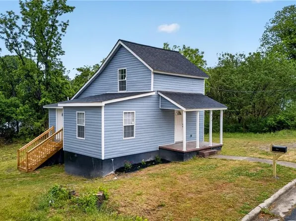 824 Sunset St, Reidsville, NC 27320