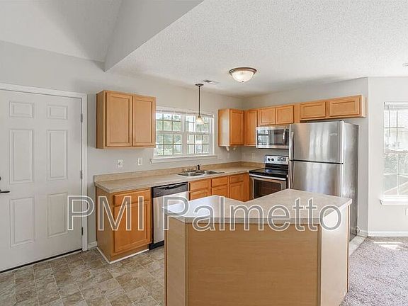 3rd image of 541 Old Bush River Rd