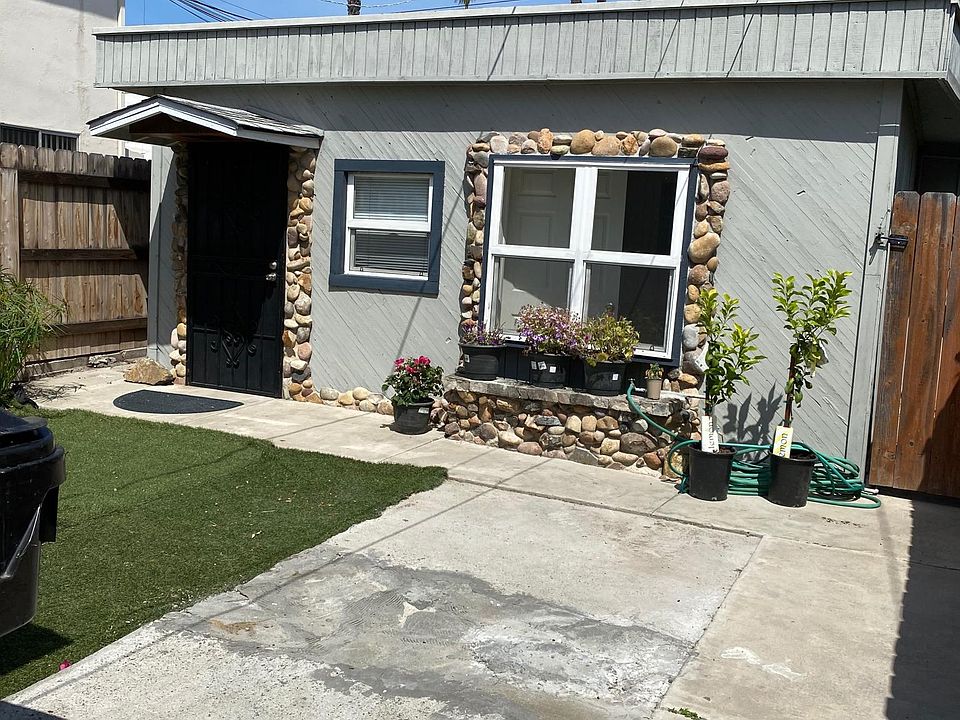 1st image of 4117 1/2 33rd St