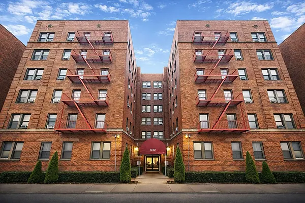 42-52 Layton Street #6F