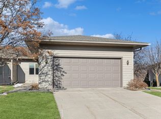 612 Thye Ct, Northfield, MN 55057