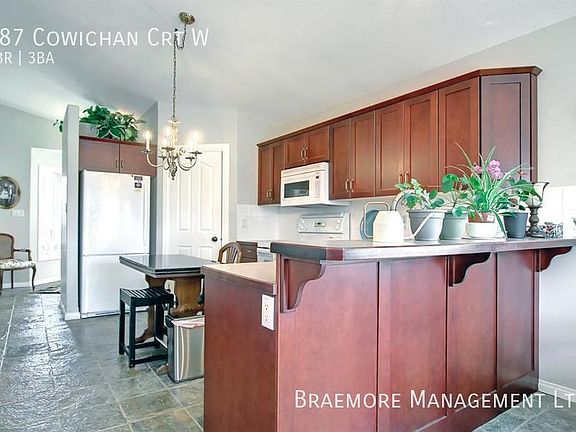 5th image of 187 Cowichan Ct W