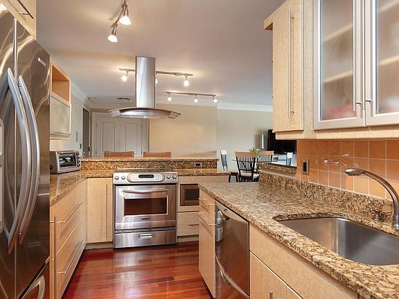 4th image of 60 Longwood Ave APT 204