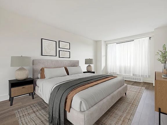3rd image of 104-60 Queens Blvd APT 5X