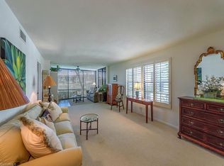 3121 Riviera Dr, Naples, FL 34103