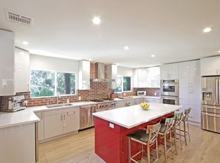 8411 Rudnick Ave, Canoga Park, CA 91304