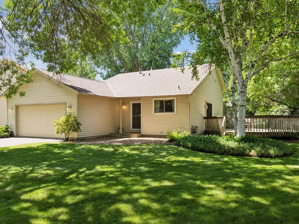 9743 Hemlock Ln N, Maple Grove, MN 55369