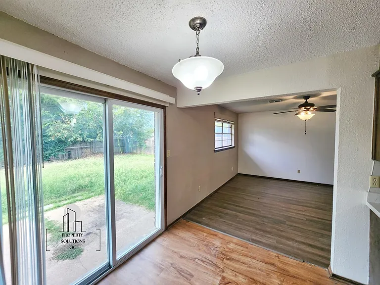 1502 Briar Meadow Rd — Photo 7