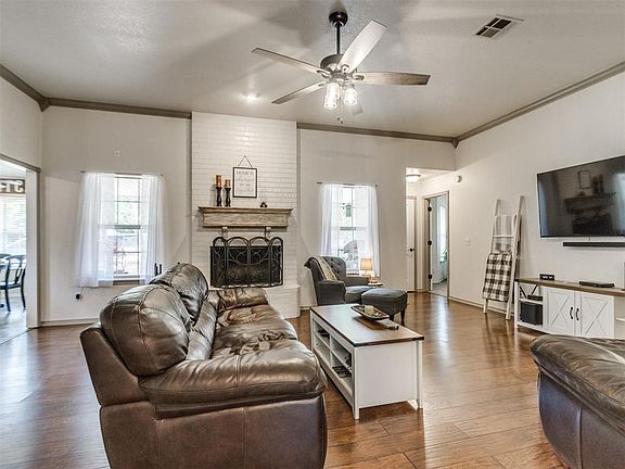 5th image of 18901 Courtney Ln
