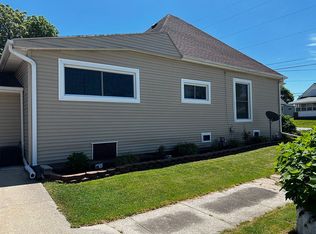 206 NW 2nd St, Washington, IN