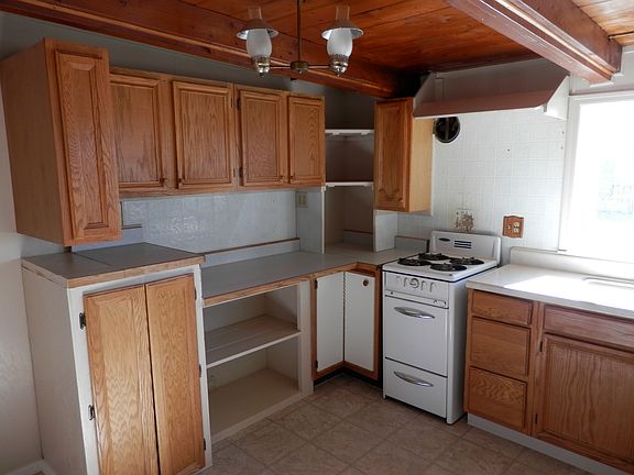 3rd image of 3560 E Northfield Ave